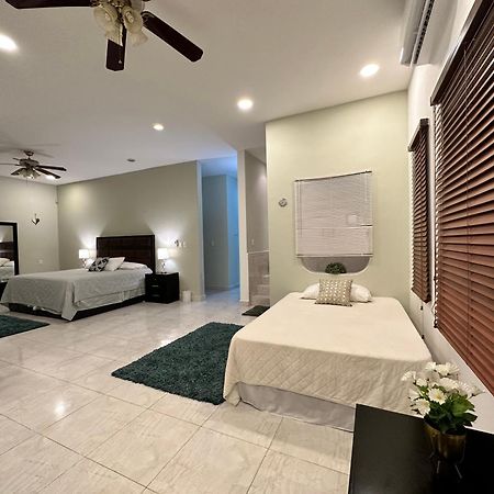 Casa Sasha'S Mini Palace Cancun Exterior photo